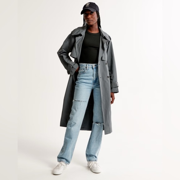 NWT Abercrombie & Fitch Ultra High Rise 90s Straight Jean in Light Destroyed 6 - Picture 1 of 13